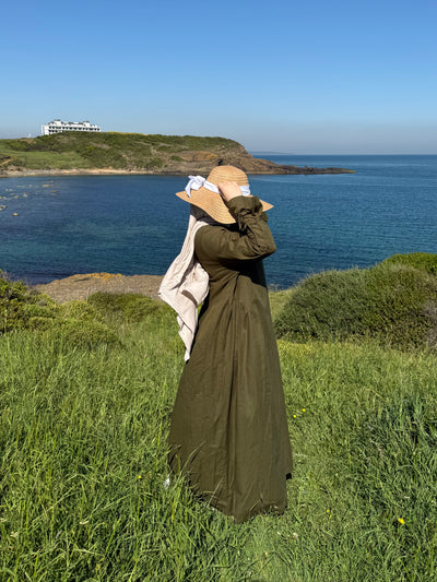 Lumière | Cotton abaya in olive